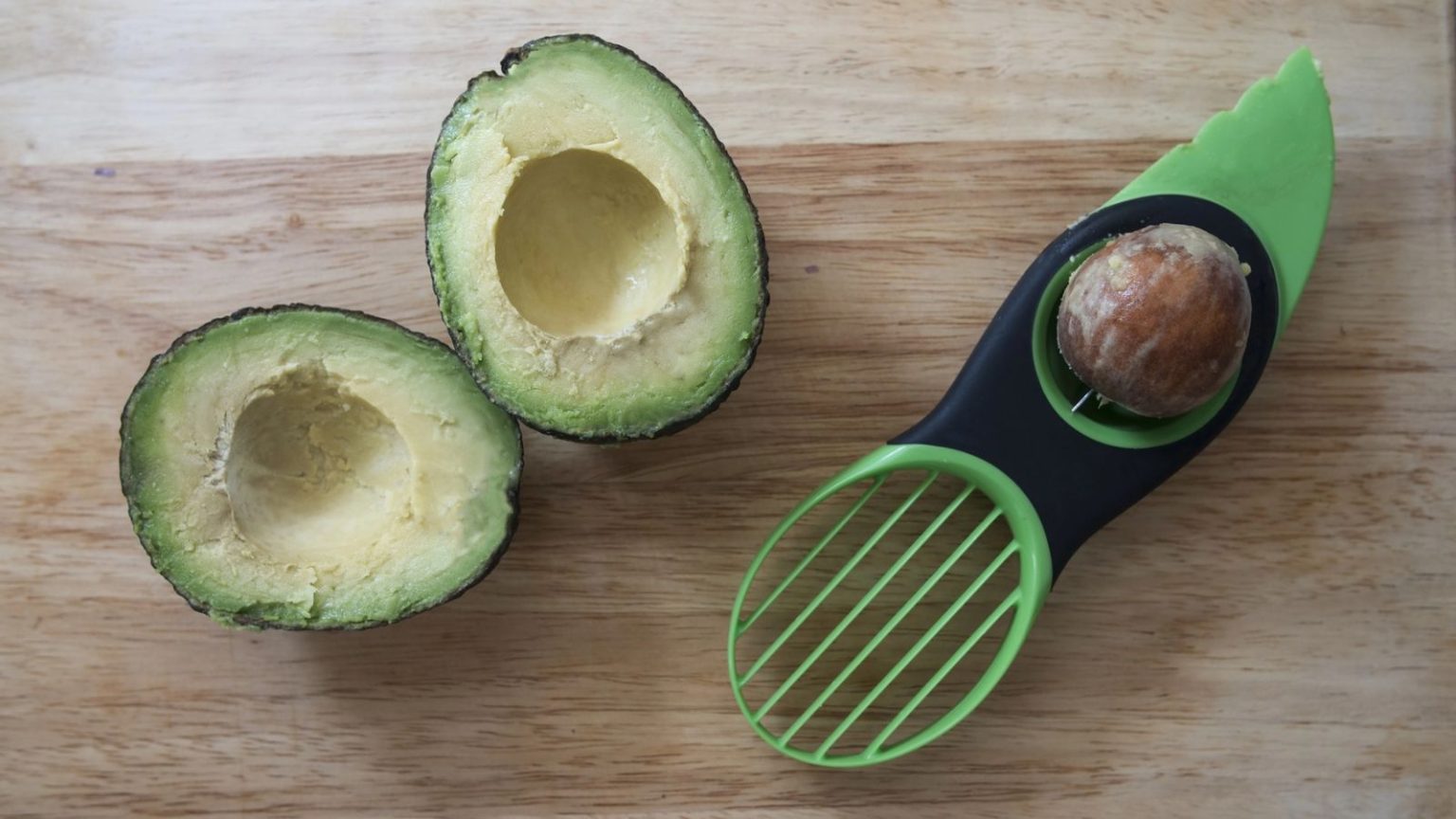avocado slicer | 13 Kitchen&hellip;